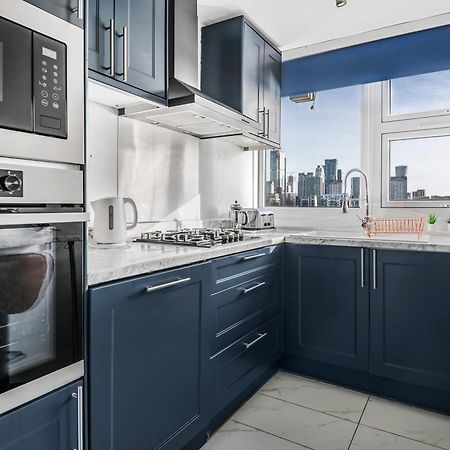 Stunning Massive Bedroom +Direct Thames River View Londres Exterior foto